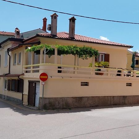 Apartments Villa Sandi 伊佐拉 外观 照片