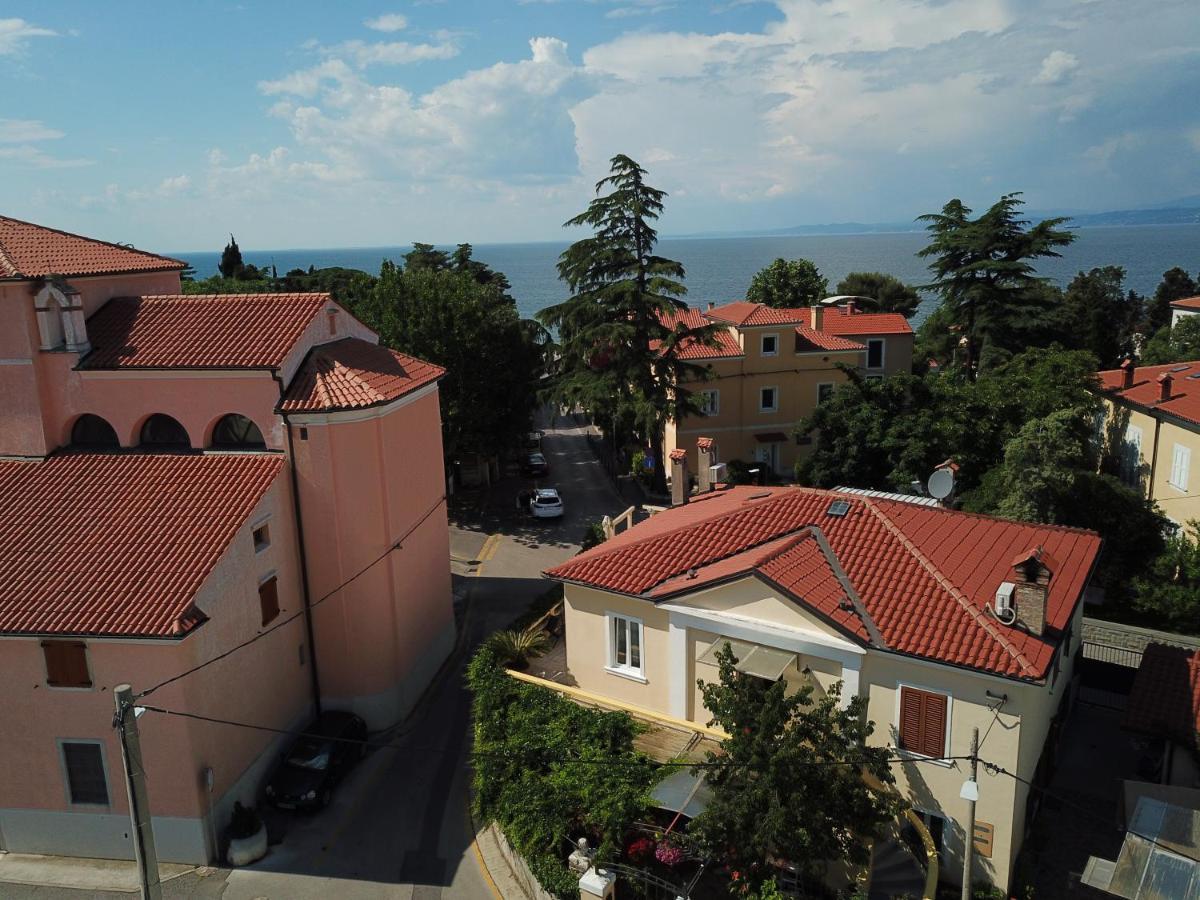 Apartments Villa Sandi 伊佐拉 外观 照片
